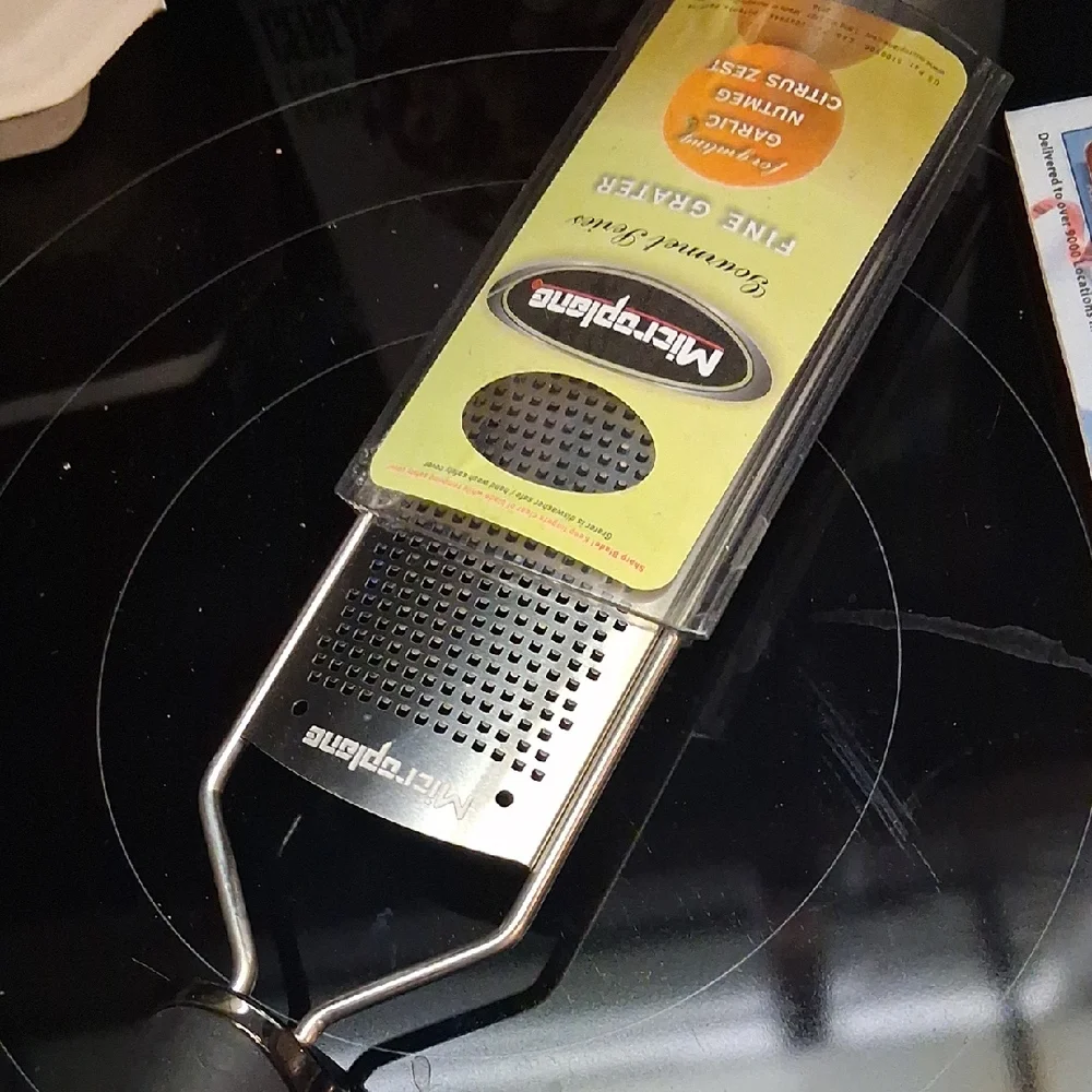 Williams Sonoma Stainless Steel Grater